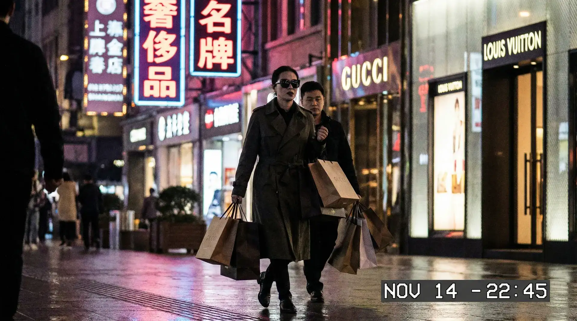 比基尼 | 精品比基尼视频 - 比基尼永久地址高清播放 - 明星夜间购物被偷拍